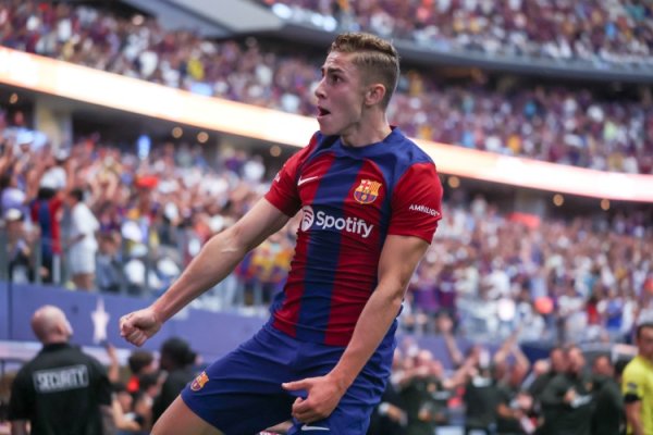 Phải thêm nhiều tiền hơn! Phóng viên: Barcelona có giá 90 triệu euro cho Ferming
