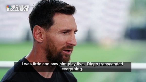 Hãy khiêm tốn về điều này! Messi trên GOAT: Maradona là thần tượng vĩ đại nhất, anh ấy đã vượt qua t