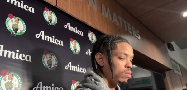 Bạn có biết rằng bạn đã đạt được thành tích cao trong sự nghiệp? Minot nói đùa: Có thể bạn biết