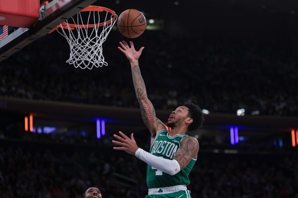 Người đứng đầu băng ghế dự bị! Anfernee Simons đã nhiều lần ghi được 25+5 ba điểm khi vào sân thay n